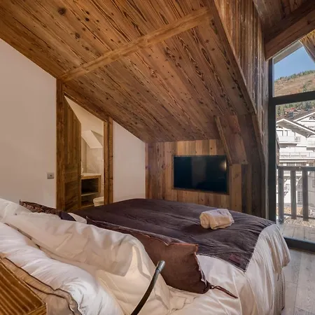 Chalet Luxueux Pour 12 Personnes - Beaute Et Luxe Holiday home Courchevel